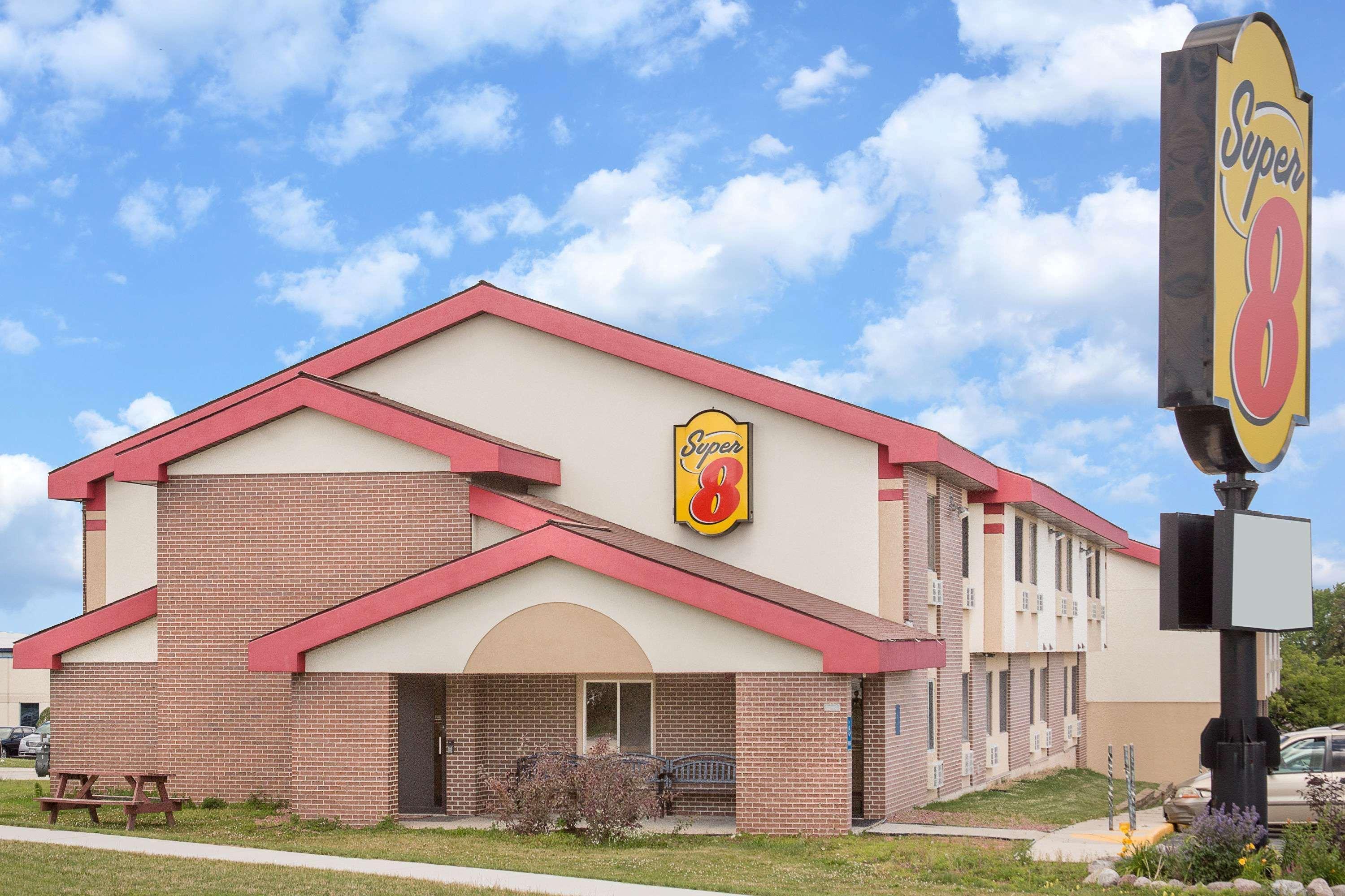 Super 8 By Wyndham Sheboygan Wi Motel Kültér fotó