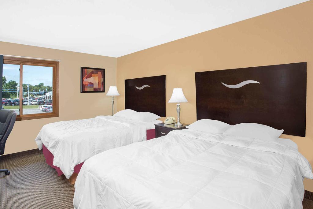 Super 8 By Wyndham Sheboygan Wi Motel Kültér fotó